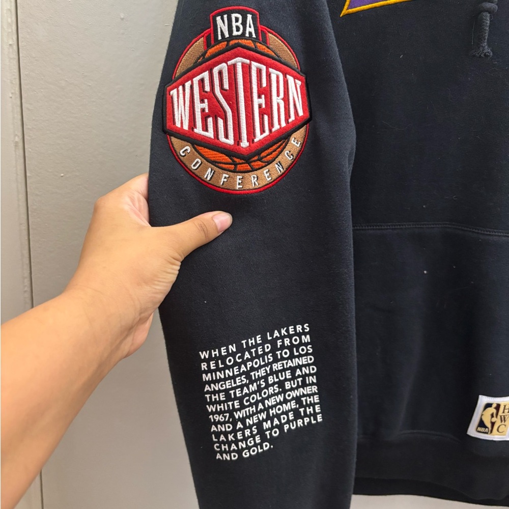 Mitchell& Ness Lakers Hoodie - Picture 2 of 6